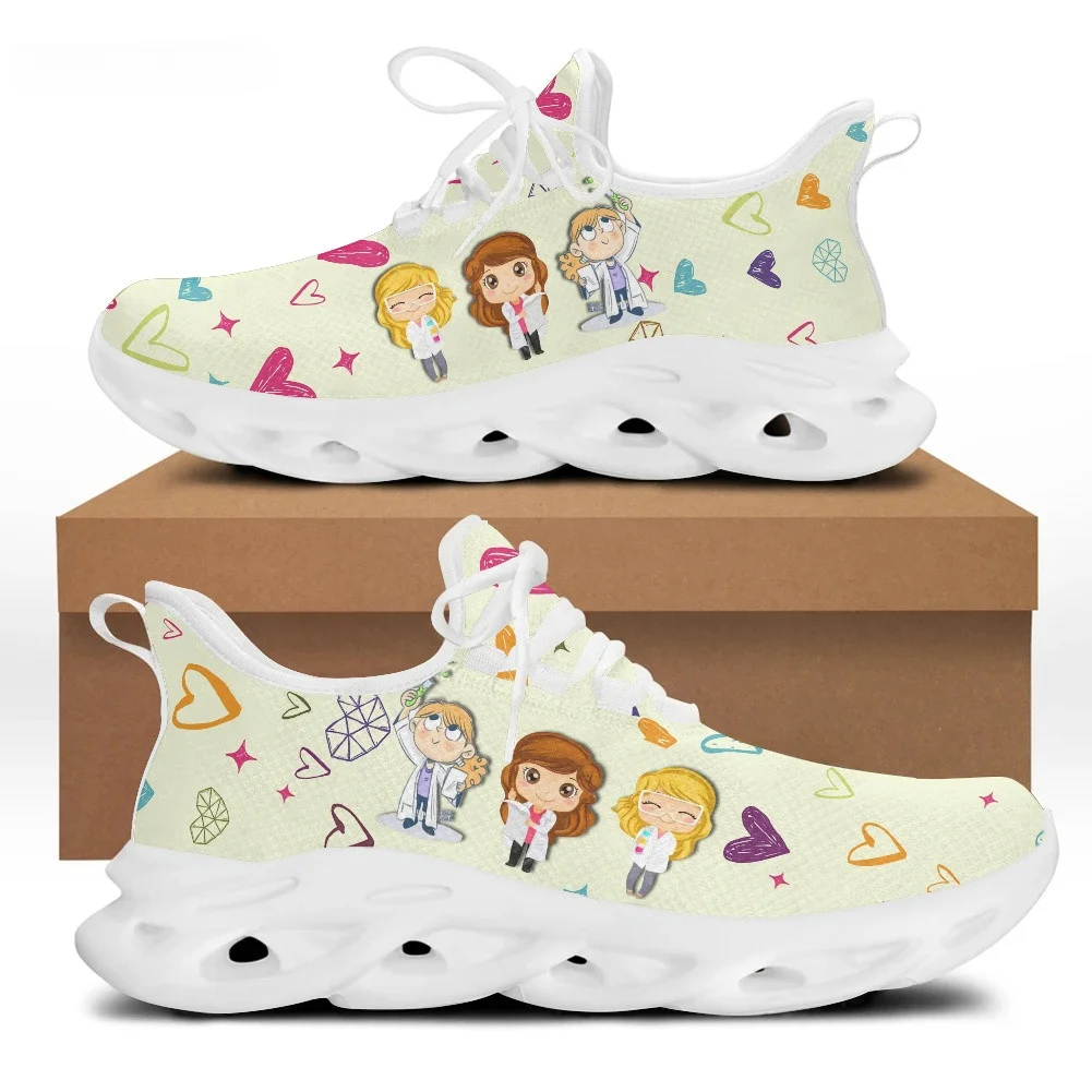 Women'S Shoes Nursing - รองเท้าการ์ตูนน่ารักสำหรับแพทย์และพยาบาล ผู้หญิง รองเท้าผ้าตาข่ายเบา สำหรับฤดูใบไม้ผลิและฤดูร้อน รองเท้าผ้าใบแบบสวมสำหรับผู้หญิง รองเท้าผูกเชือกสำหรับสุภาพสตรี
