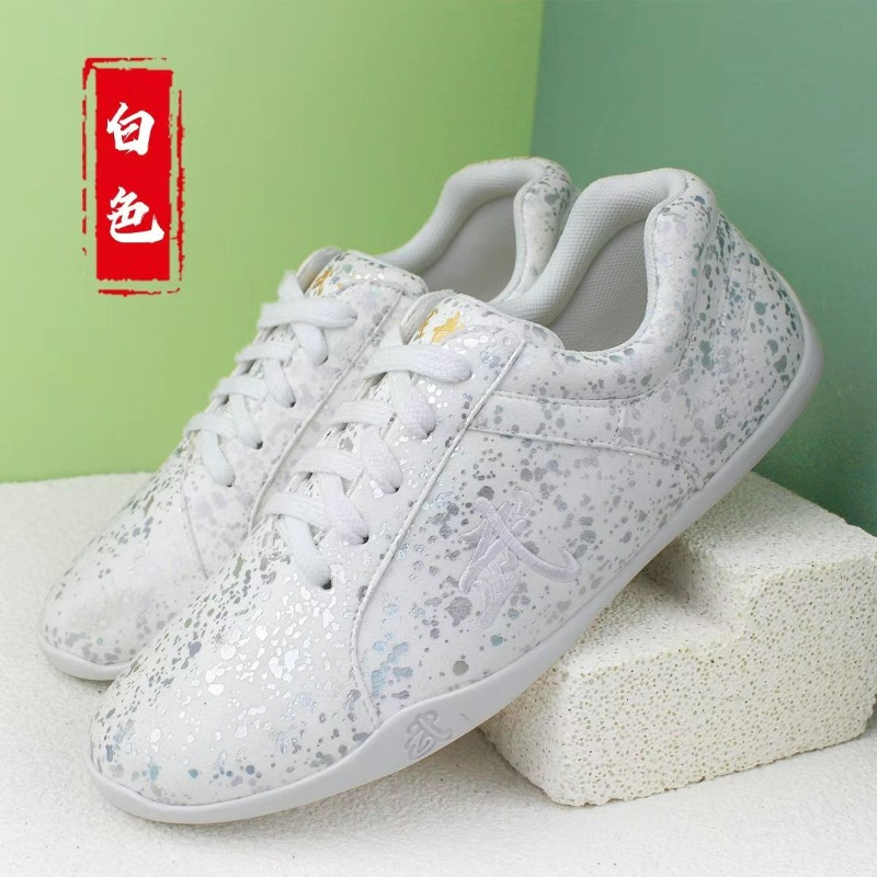 Women'S Shoes Vs Men'S - 2026 ใหม่รองเท้าศิลปะการต่อสู้สำหรับผู้ชายผู้หญิงสีดำสีฟ้าไทจี้รองเท้าดีไซเนอร์ ยูนิเซ็กส์รองเท้ากังฟูคู่รักสบายรองเท้าเทควันโด
