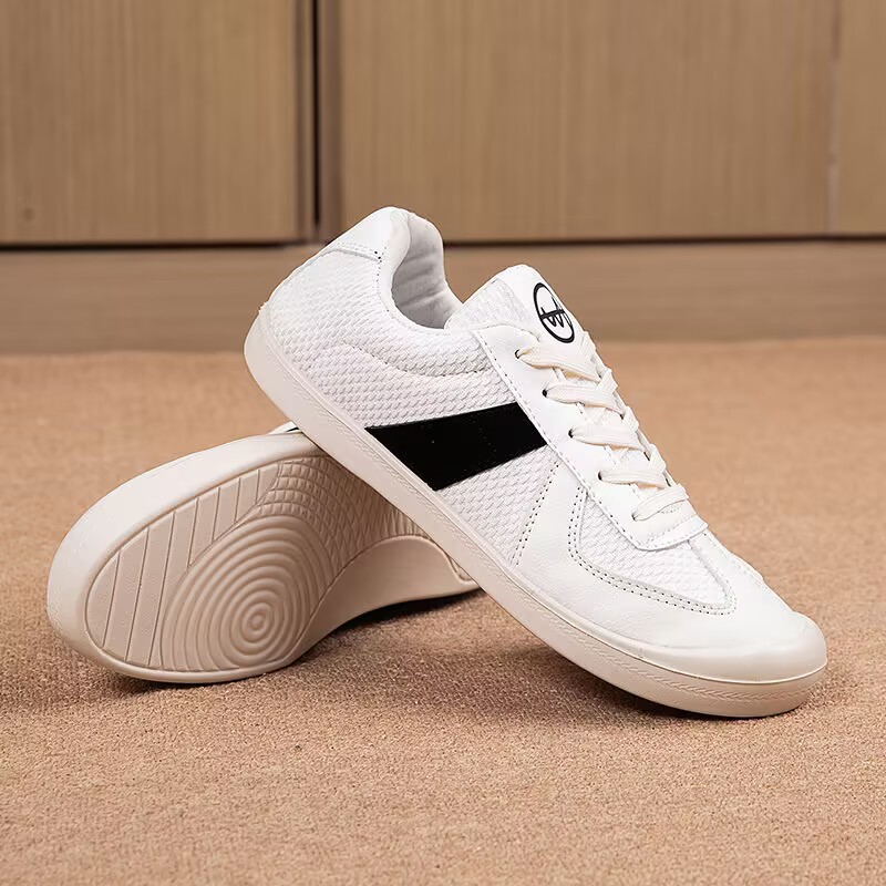 รองเท้ากีฬาผู้หญิง รองเท้าลำลอ - Women Shoes Tennis บทวิจารณ์และราคา