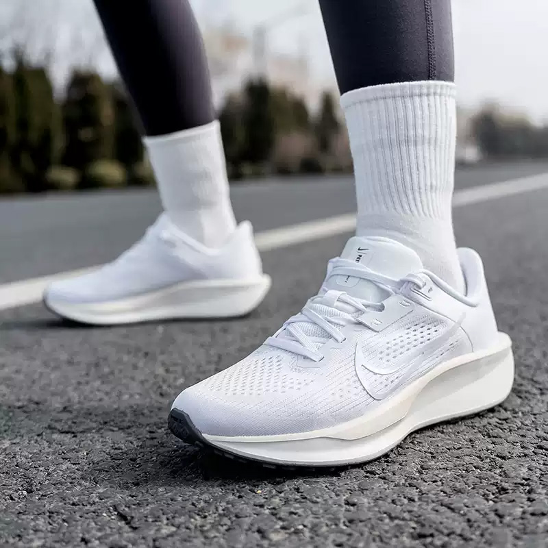 รองเท้า NIKE QEST 6 Mesh สำหรั - Women'S Shoes Nike Jordan บทวิจารณ์และราคา