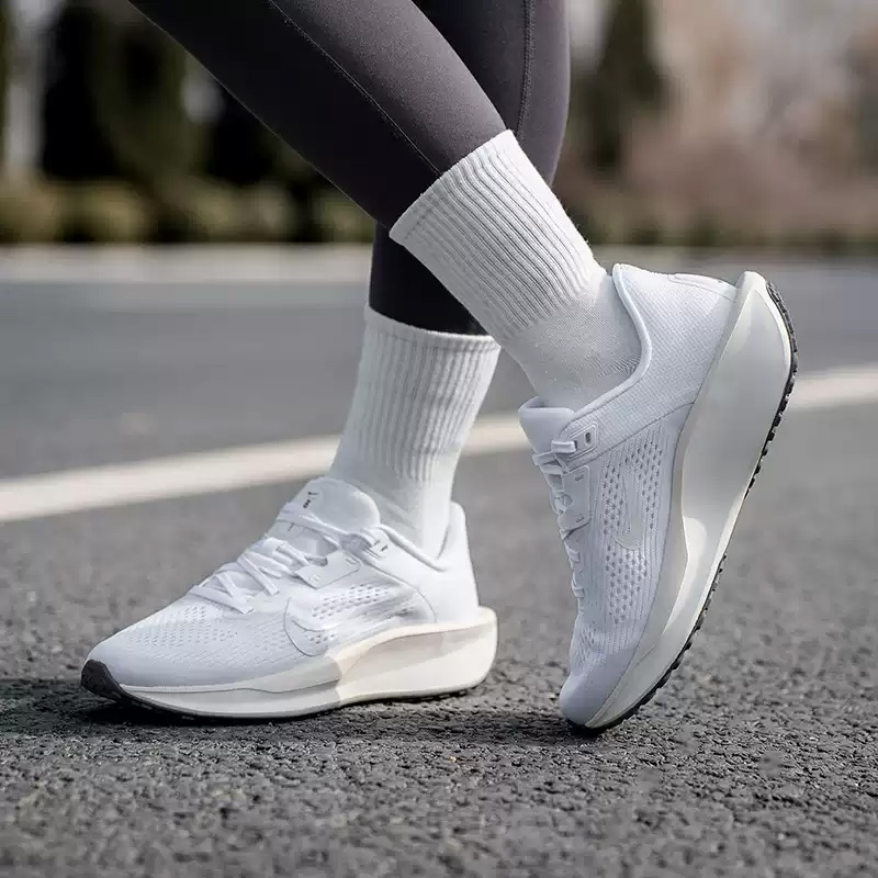 รองเท้า NIKE QEST 6 Mesh สำหรั - Women'S Shoes Nike Jordan บทวิจารณ์และราคา