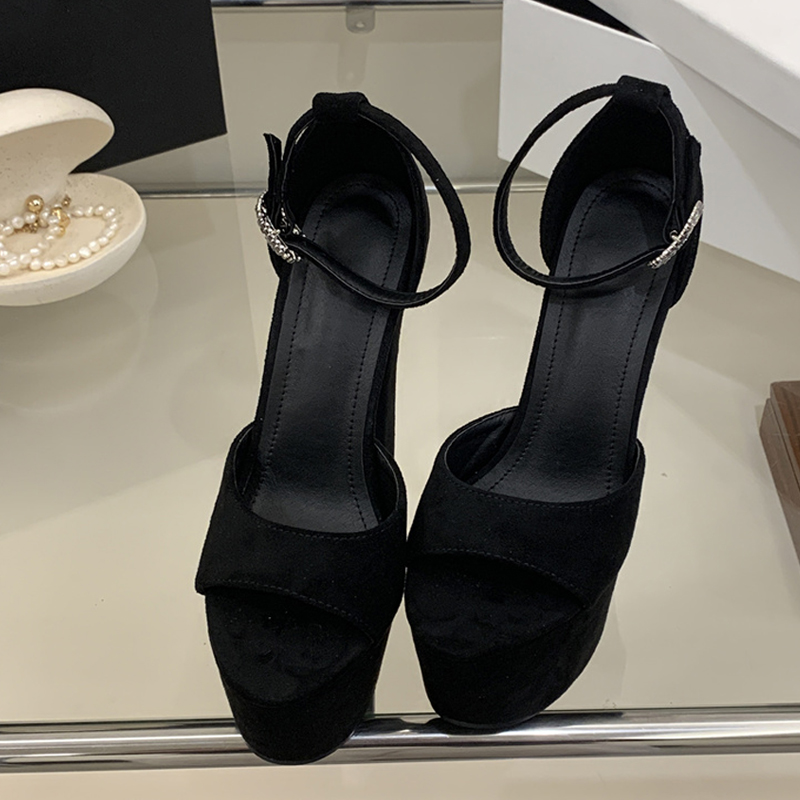 รองเท้าส้นสูงแบบหนา รุ่น Liyke - Women Shoes Model บทวิจารณ์และราคา
