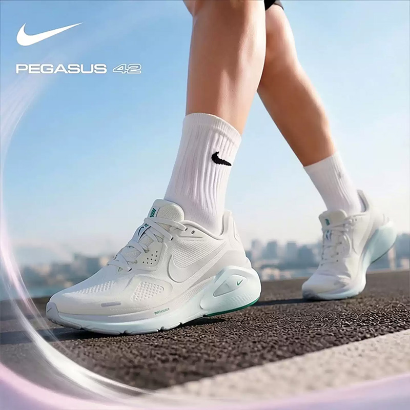 รองเท้าวิ่งผู้หญิง Nike รุ่น S - Women'S Shoes Nike Jordan บทวิจารณ์และราคา