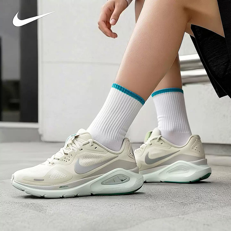 รองเท้าวิ่งผู้หญิง Nike รุ่น S - Women'S Shoes Nike Jordan บทวิจารณ์และราคา