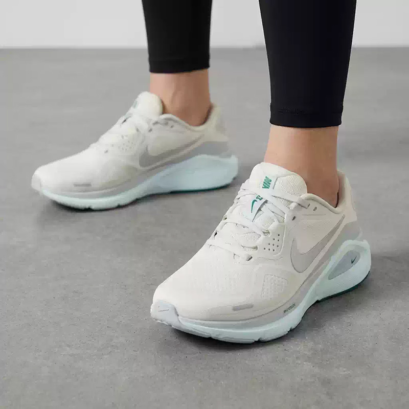 รองเท้าวิ่งผู้หญิง Nike รุ่น S - Women'S Shoes Nike Jordan บทวิจารณ์และราคา