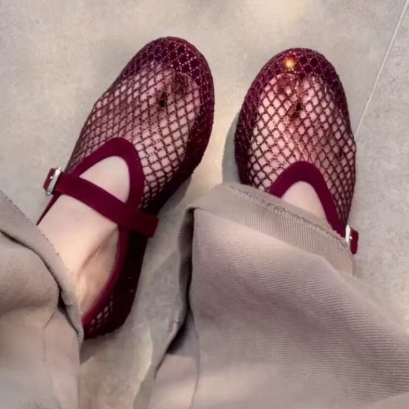 รองเท้าแตะแบบสวมประดับเพชรทรงก - Women Shoes Model บทวิจารณ์และราคา