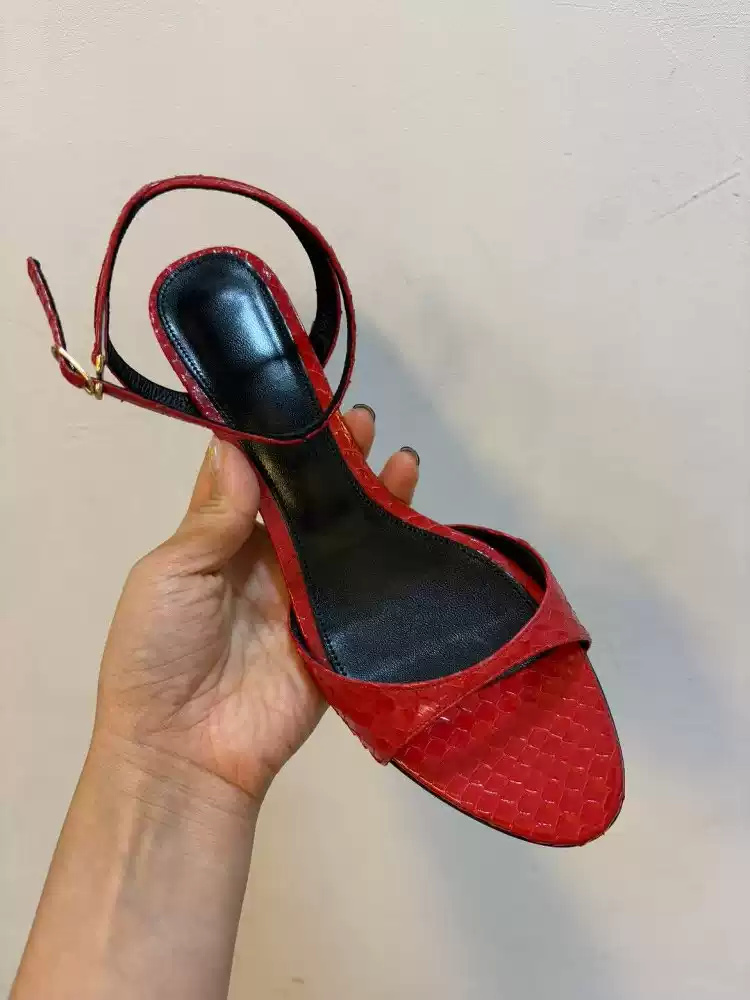 รองเท้าส้นเตี้ยแบบเปิดนิ้วเท้า - Women'S Shoes Crocs บทวิจารณ์และราคา
